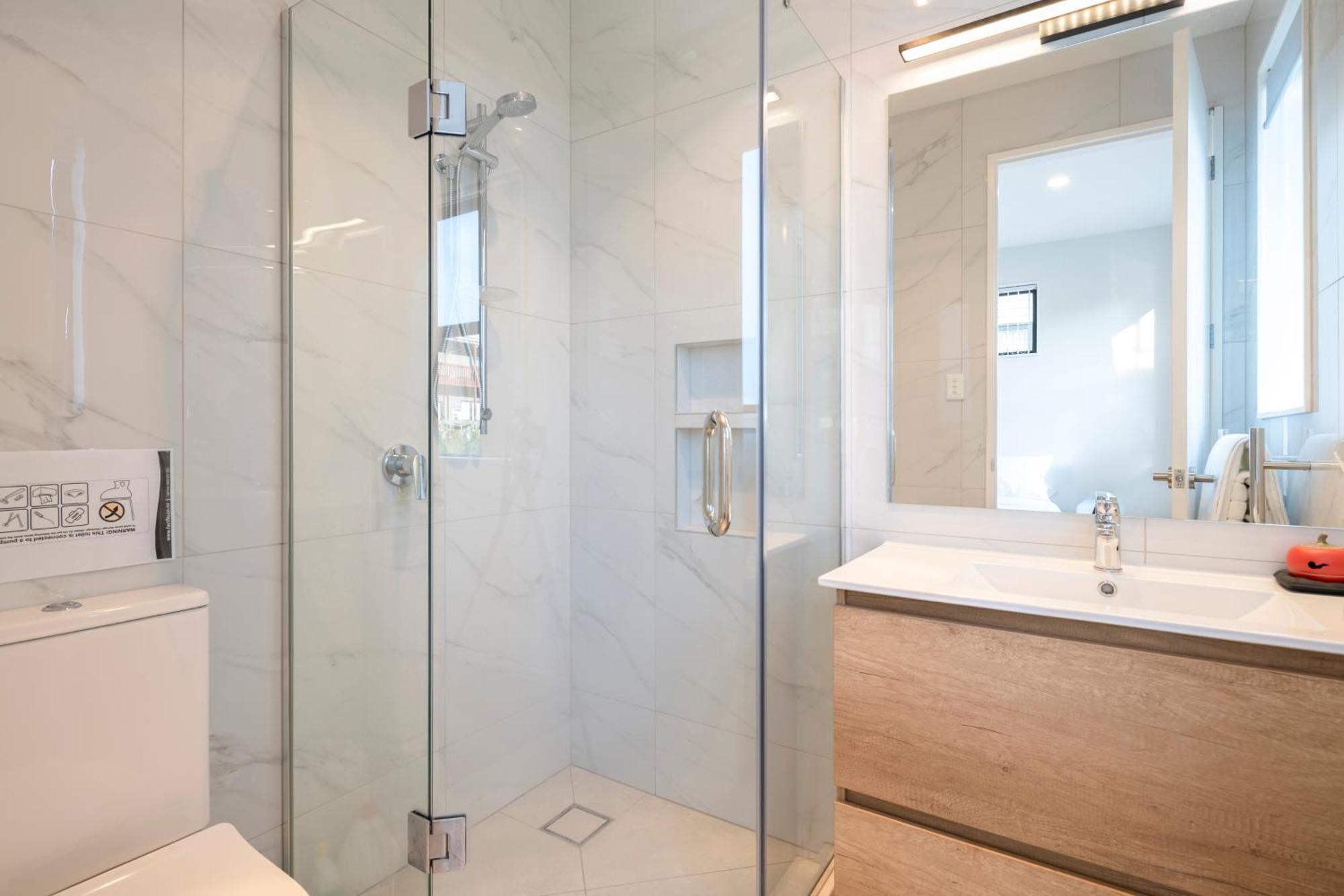 Modern Immaculate Residence In Mount Wellington Auckland Bagian luar foto